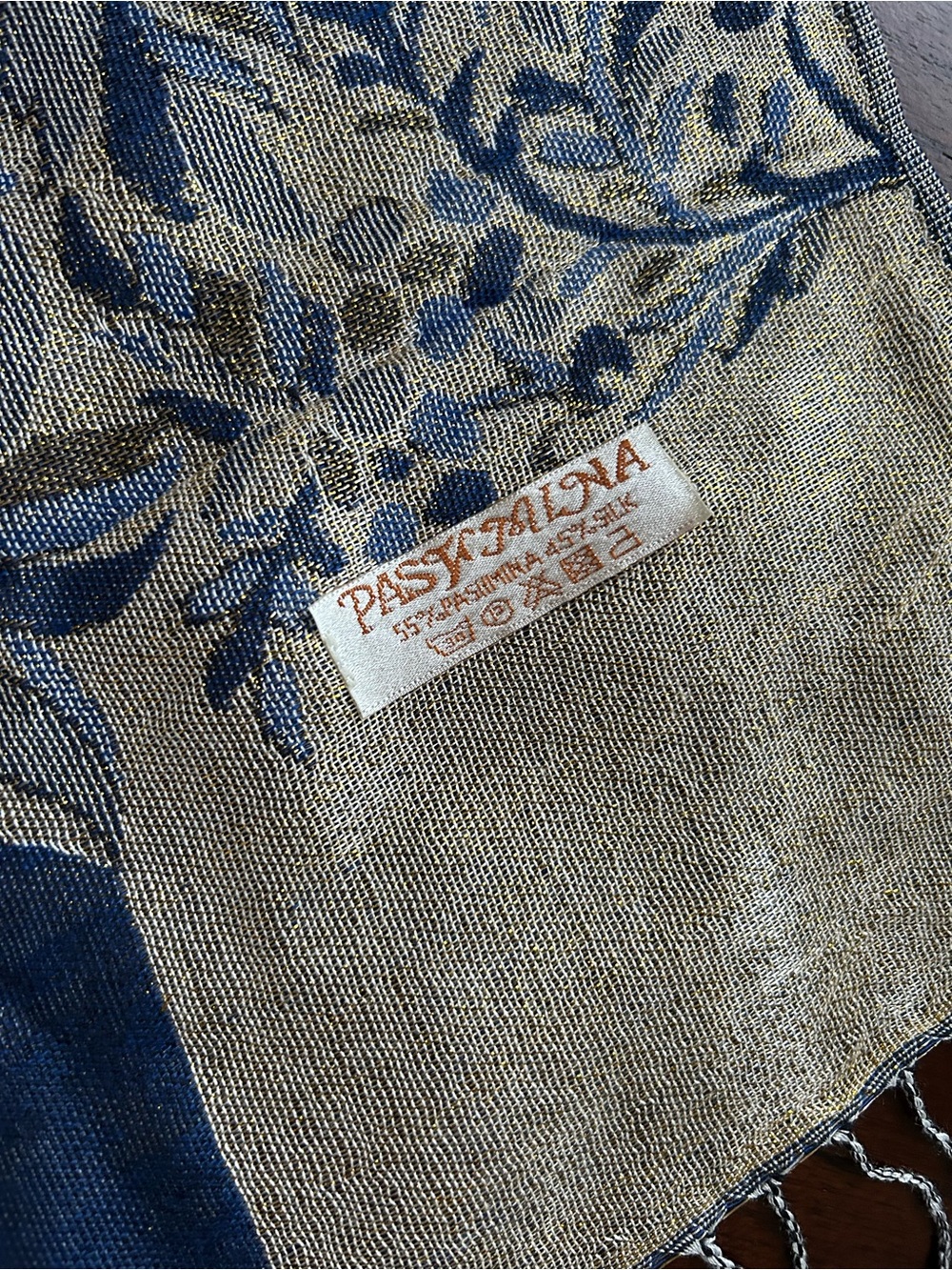 pashmina Navy and Gold Floral Jacquard Scarf 55% pashimina 45% silk - Picture 2 of 4